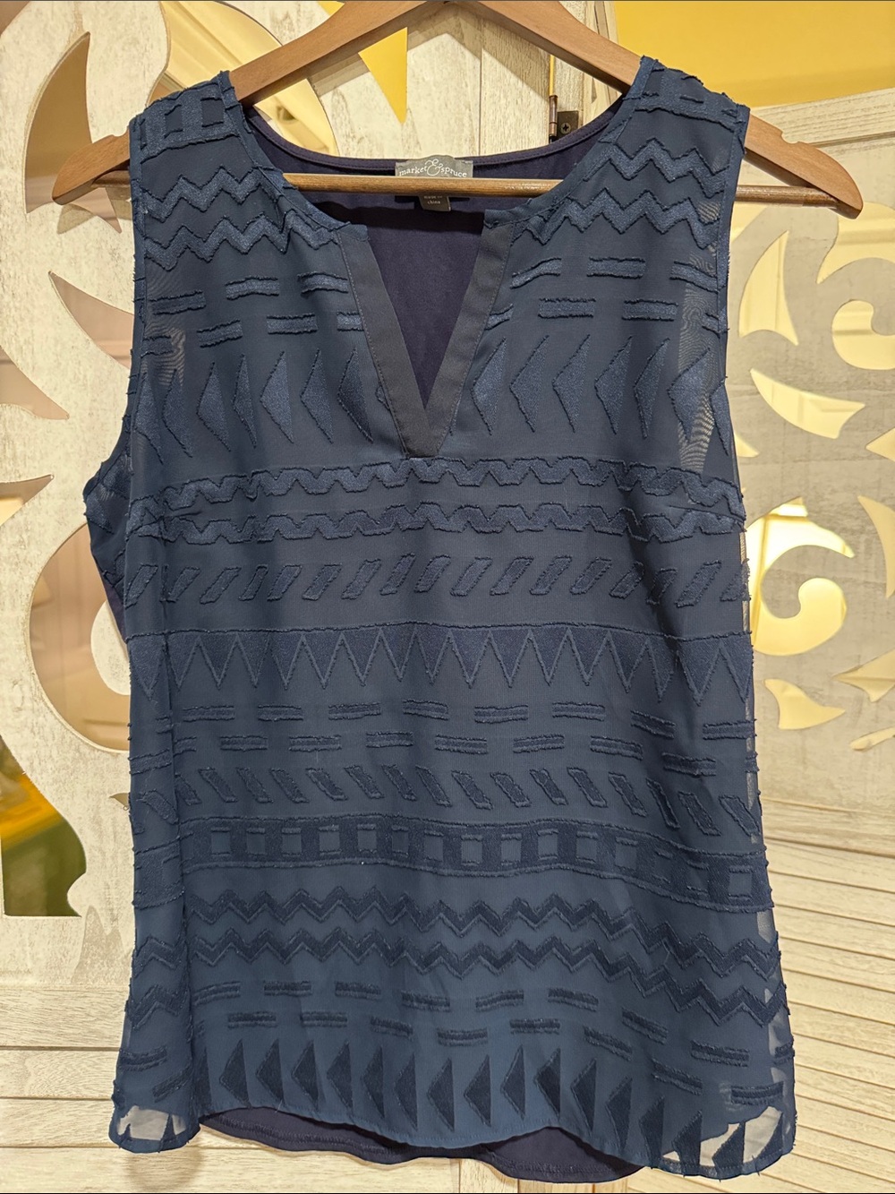 Market & Spruce Navy Blue Sleeveless Geometric Texture Blouse